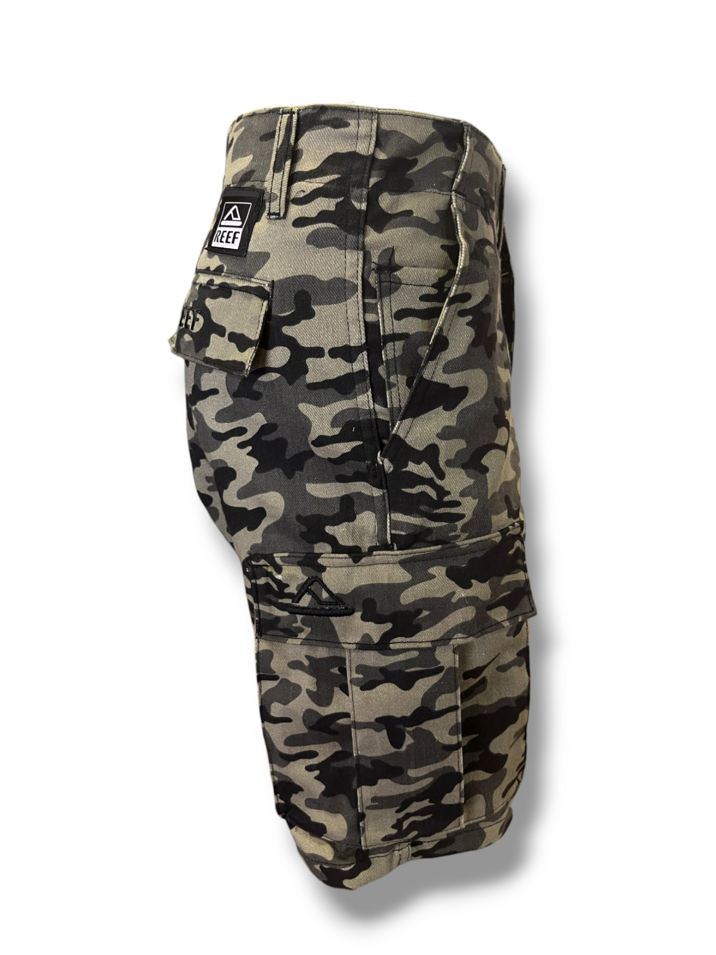 Short REEF Cargo Camuflado SP24 (21")